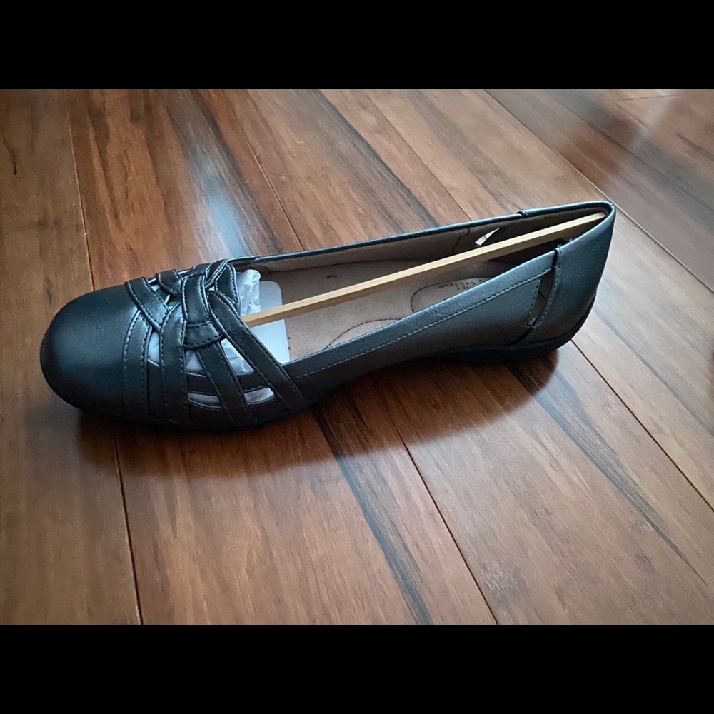 Shoes (flats)
